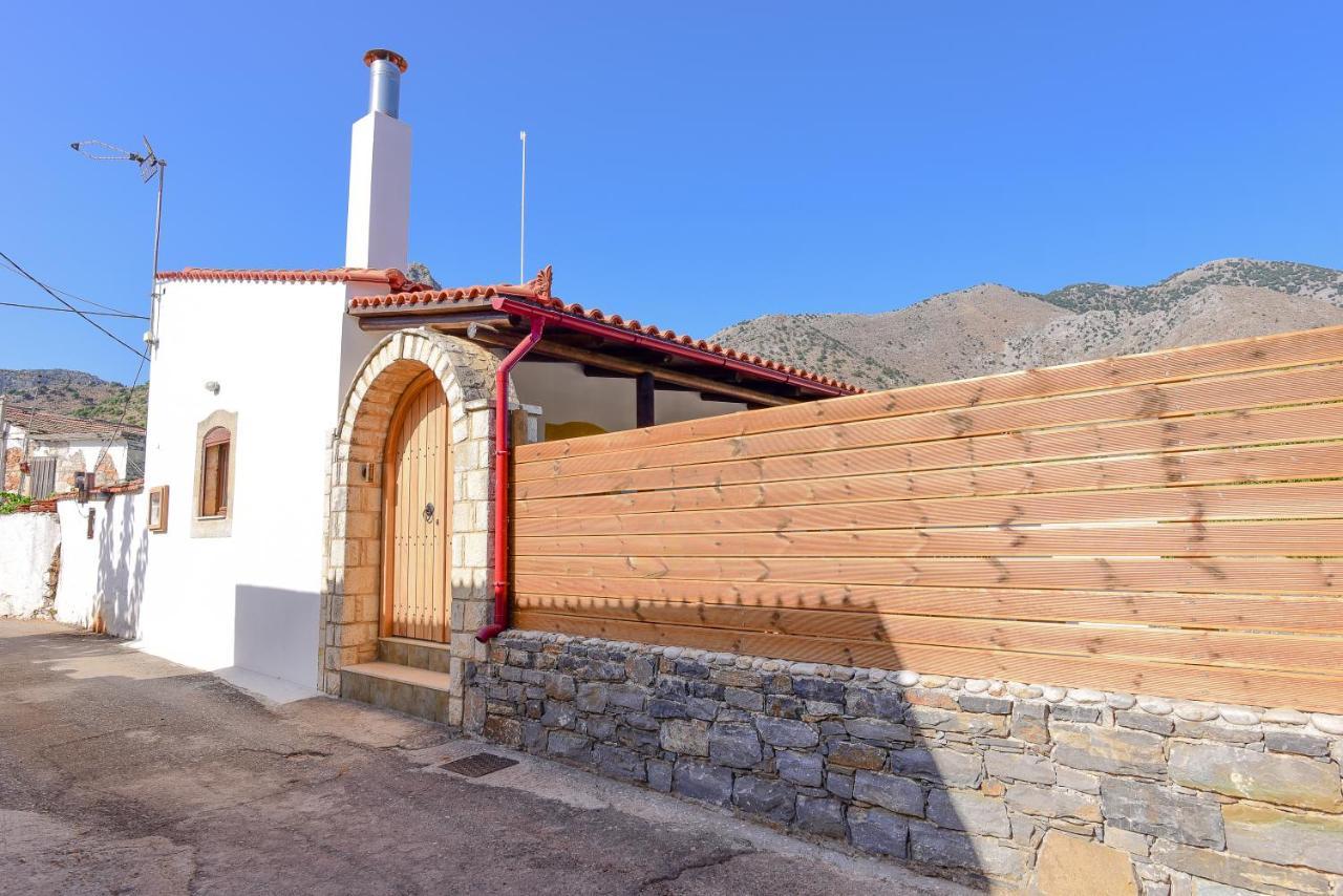 Villa Agia Rethymno Bagian luar foto